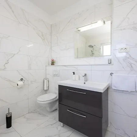 Home-villa Bile, 50m From The Sea, Pool *