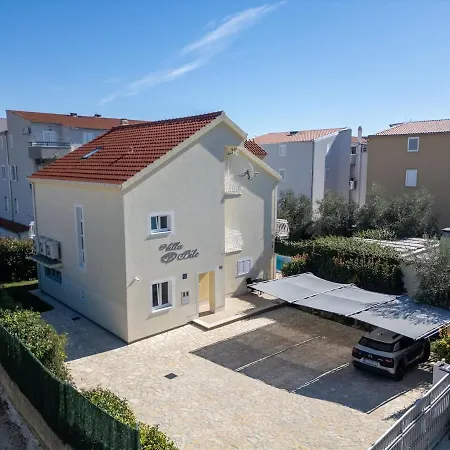 וילה Home-villa Bile, 50m From The Sea, Pool Kaštela